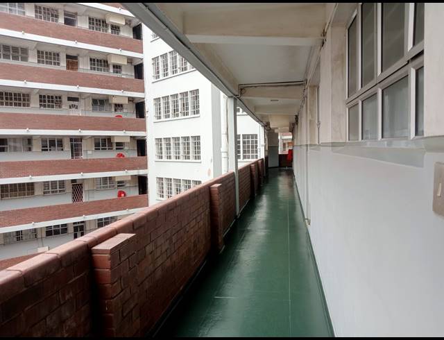 2 BEDROOM FLAT RENTED IN DURBAN CENTRAL